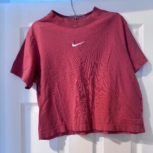 Nike - the Nike tee cropped